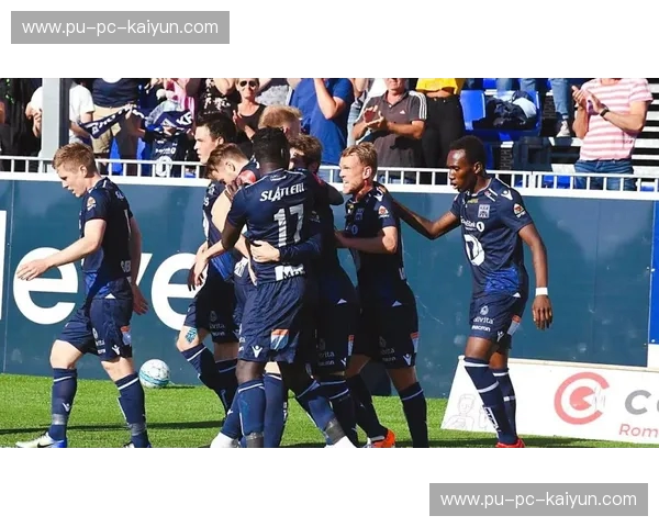 斯塔贝vs克里斯：谁是这场足球盛宴的真正主角？